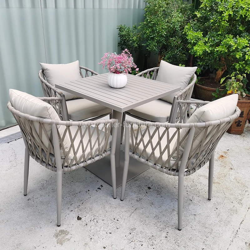 Kaufen Sie Rabatt im Freien Aluminium -Ess -Set