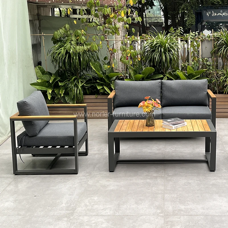 Hochwertiger Aluminiumrahmen im Freien im Freien aus Aluminium -Teakholz -Armlehnen -Sofa