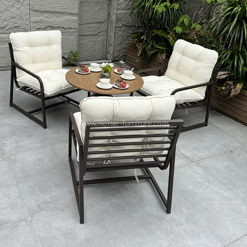 Neueste einfache Aluminiumrahmen -Balkon -Set