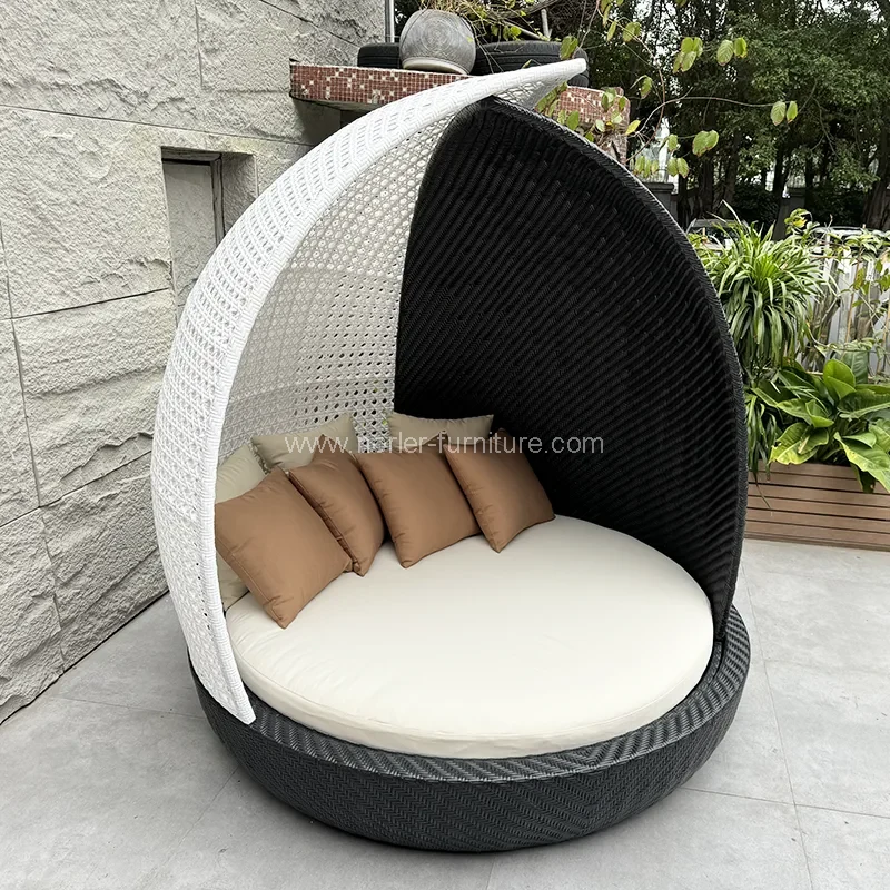 Outdoor -Möbel Pe Rattan Rundes Sonnenschirm Sonnenbett